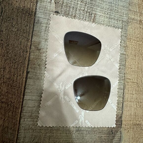 Longchamp LO699S Replacement Lenses And Case  Unused 240 Tortoise main image 7